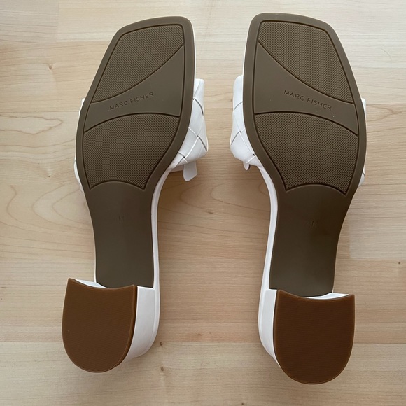 Marc Fisher Casper Sandal - Picture 2 of 8